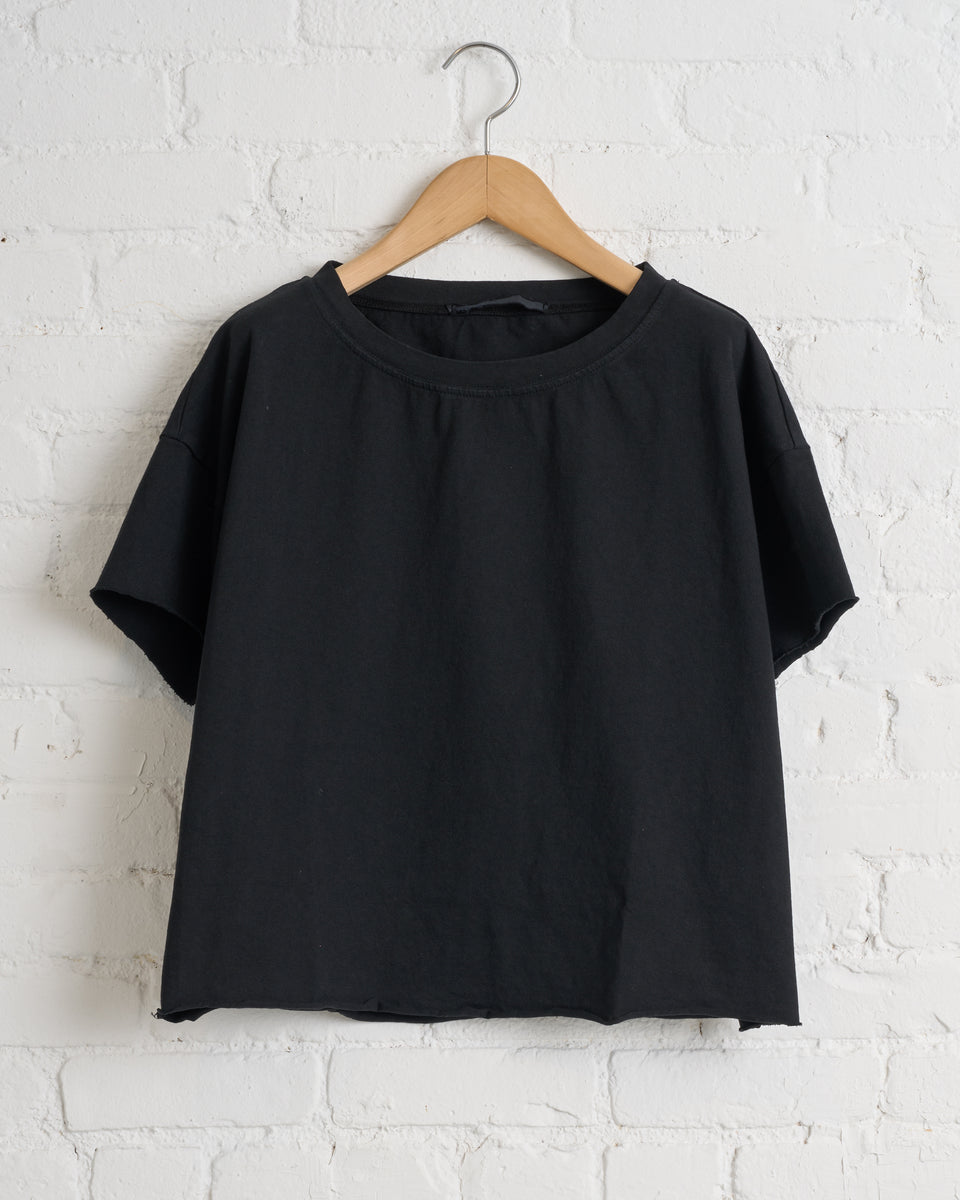 albumdifamiglia カットソー ALBUM DI FAMIGLIA, T-SHIRT HC BLACK – 180 The Store