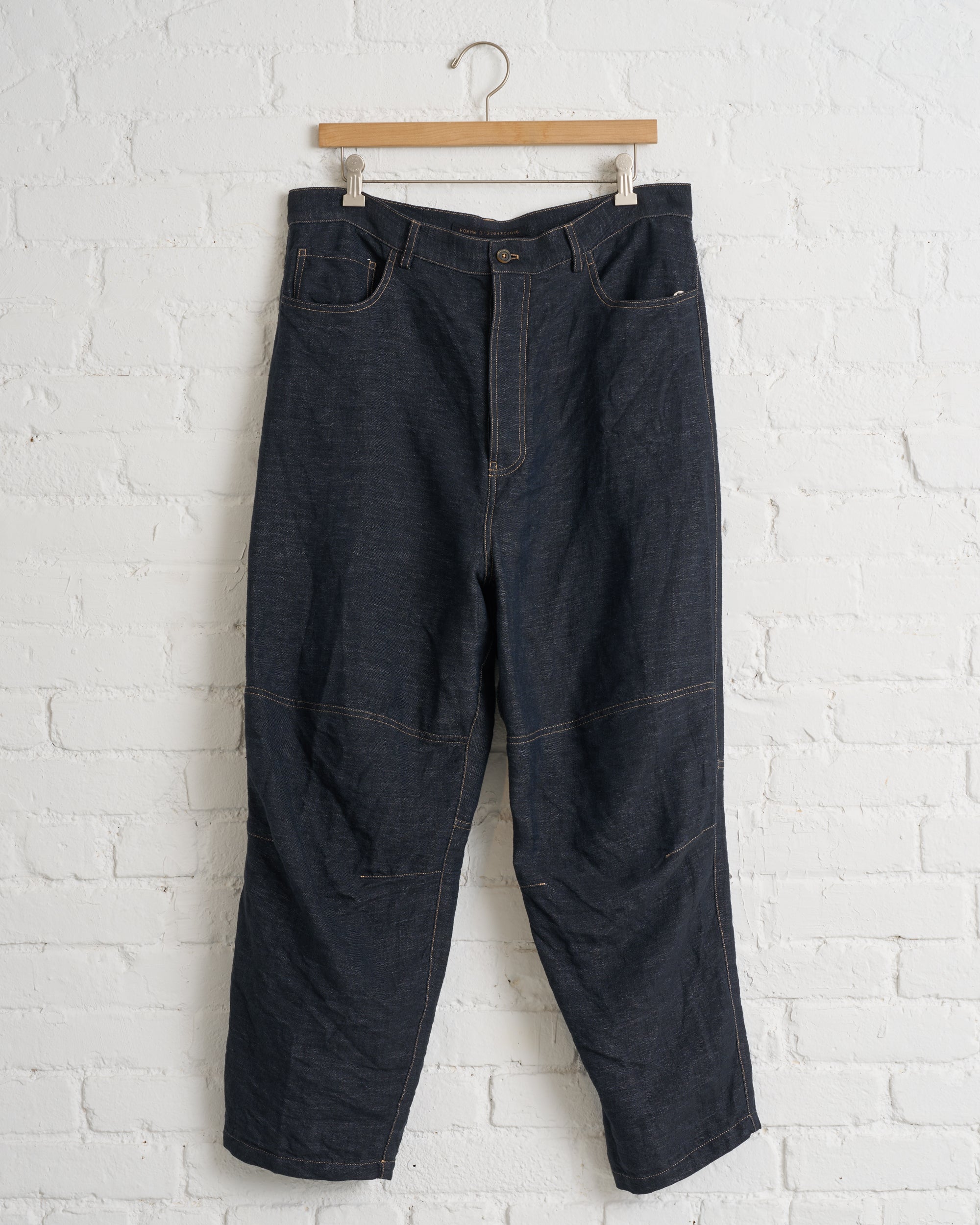 Forme_011_Front.jpg?v=1742329618